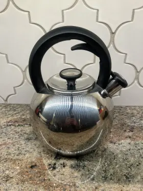 Qqq12c Kitchenaid Kitchen Aid Teapot Stainless Steel Kettle Whistling Tea Pot 2 Qt