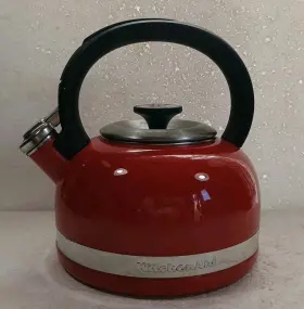 Wz436 Kitchenaid Kitchen Aid Whistling Teapot/kettle Red Enamel 2 Quart Has Flaws See Pictures