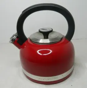Wz530 Kitchenaid Kitchen Aid Whistling Teapot/kettle Red Enamel 2 Quart Does Have A Chip