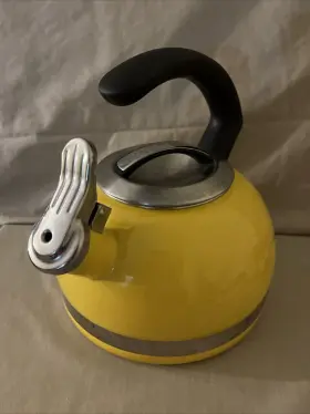 Wz843 Kitchenaid Vtg 2 Quart Whistling Teapot Bright Yellow