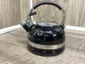 Wz916 Kitchenaid Black 2.0 Quart Kettle With C Handle And Trim Band