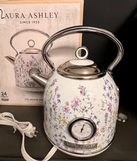 Laura Ashley 810488031737 Electric Tea Dome Kettle 1.7l Rapid Boil Wild Meadow Floral Cottage
