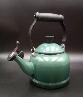 40113210795241 Le Creuset Used - 1.25 Quart Demi Kettle Tea Pot Artichaut