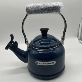 Le Creuset 630870092616 Enameled Steel 1.25 Quart Demi Kettle Ink Navy Blue New