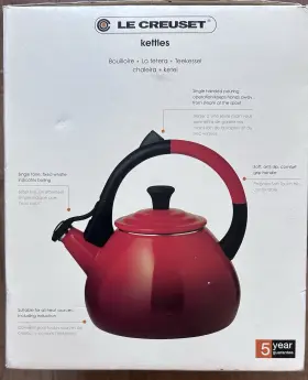 Le Creuset 630870093293 Enamel On Steel Oolong Tea Kettle 1.6 Qt. Cherry Open Box