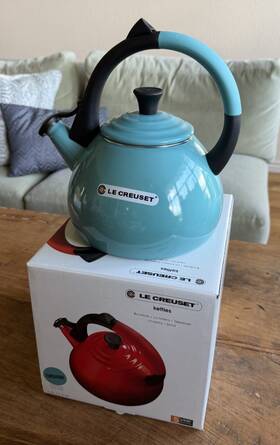 Le Creuset 630870303491 Enamel On Steel Oolong Tea Kettle Without Max Line 1.6 Quart Turquoise New