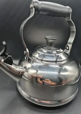 N16040 Le Creuset 1.7 Quart Stainless Steel Whistling Kettle