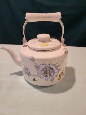 34163031 Lenox Butterfly Meadow Metal Tea Kettle. New No Box