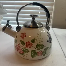 Lenox 882864825810 Butterfly Meadow 2.5 Quart Metal Whistling Tea Kettle - New With Tag