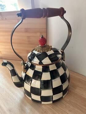 Mackenzie-childs 6997tw15273 Mackenzie-childs Black And White Courtly Check Enameled Tea Kettle 2 Qt
