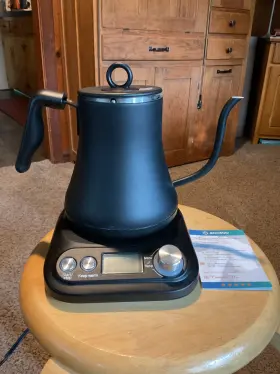 Ke7201c Moosoo Electric Gooseneck Kettle Used Only Once. In Box