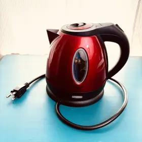 Moss & Stone 445005884881 And Electric Kettle Red Cordless Pot 1.2l Portable Hot Water