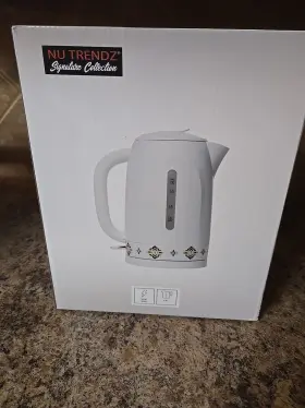 1364 Nu Trendz Electric Kettle