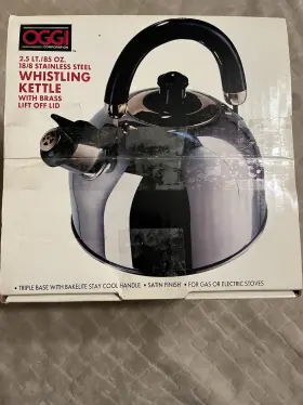 7103 Oggi 2.5lt. /85oz. 18/8 Stainless Steel Whistling Kettle With Brass Lift Off Lid