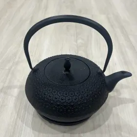H-200 Oigen Nambu Ironware Iron Kettle Shinonome Tortoise Shell 1.0l Ih H200 With Trivet H-200 Oigen Nambu Ironware Iron Kettle Shinonome Tortoise Shell 1.0l Ih H200 With Trivet