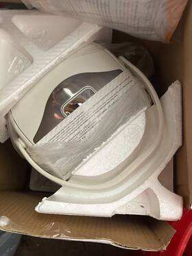 Oyama A40e Brand New White Stainless Steel Electric Hot Water Kettle