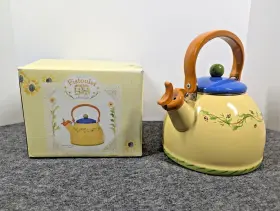 60071 Pfaltzgraff Pistoulet Yellow Whistling Tea Kettle 2.2 Quart Euc