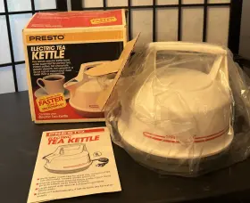 7574102700 Presto Electric Tea Kettle New Old Stock