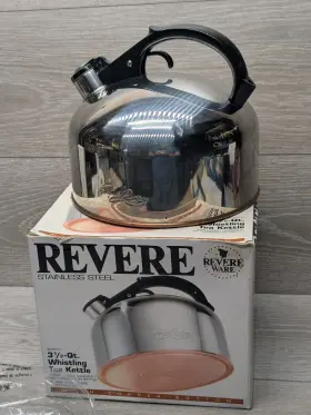 Revere Ware 050035350175 3 1/2 Quart Copper Bottom Whistling Tea Kettle