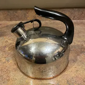 C00h Revere Ware 2.5 Quart Whistling Tea Kettle Copper Bottom Paul China