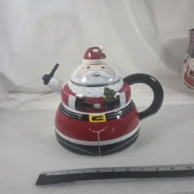 99501 Roshco Santa Claus Tea Kettle 3 Quart Porcelain Enamel On Steel Christmas Whistling