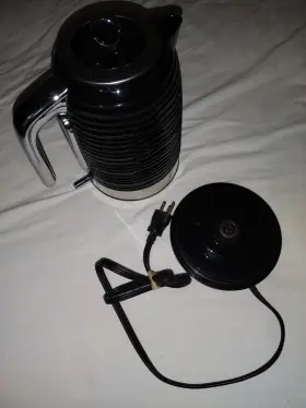 Ke4200br Russell Hobbs Coventry 1.7l Electric Kettle Excellent Condition
