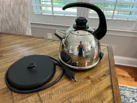 Kpw9715b Saladmaster Electric Kettle 1.5 Quart 316ti Stainless Steel Bought New In 2024