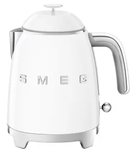 Smeg 812895022445 Mini 50s Retro Style 3 Cup Electric Kettle With Anti Slip Base .white.c1
