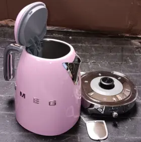 Klf04pkus Smeg 50s Retro Style Variable Temperature Kettle Pink Used