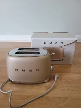 Tsf01chmau Smeg 50s Style Toaster 2 Slice Matte Champagne