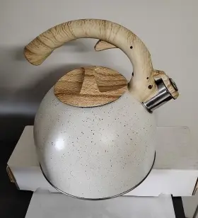 Social Chef 192598467911 Tea Pot Gray Speckled 2.5 Quart Wood Grain Handle Preowned