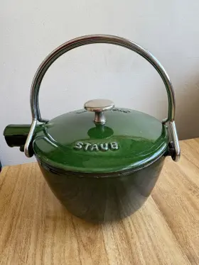 1004032 Staub La Theiere Made In France 1 Quart Tea Kettle Cast Iron Green