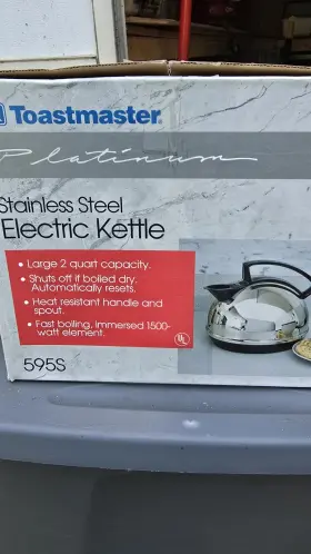 595s Toastmaster Vintage Electric Kettle