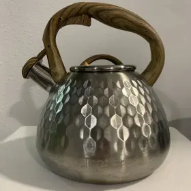 Toptier 744759348432 Tea Kettle Teapot Whistling With Wood Pattern 2.7 Quart