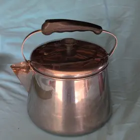 1241 Volta Stainless Steel Stove Top Kettle 4 Qt Ergonomic Handle