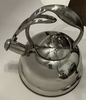 022018 Wolfgang Puck 2 Quart Tea Kettle Pot Stainless Steel Model# Pre-owned