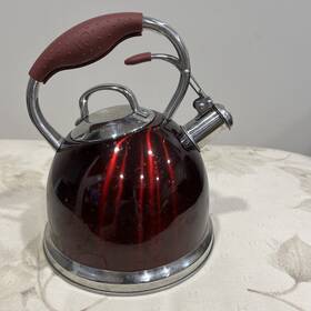 Wolfgang Puck Swcktl16br Whistling Professional 2.45 Quart Stainless Tea Kettle - Dark Red