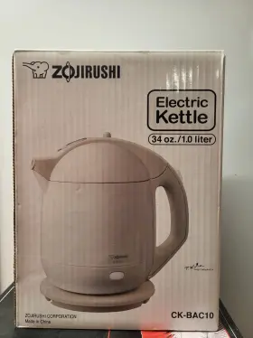 Ck-bac10 Zojirushi / Official Pot 1.0l Electric Kettle New In Box