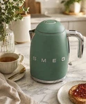 Smeg KLF03GRUS Retro Style Electric Tea Kettle - Jade Matte Green New Open. Price: $199.00.