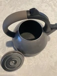 Creuset 1.6 Qt Flint/oyster Oolong Kettle Original Box Used. Price: $50.00.