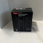 Bodum Bistro Electric Water Kettle 1.0L 34OZ Black 11452 Cordless Open. Price: $15.00.