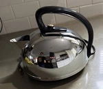 Ge K51A Electric Kettle 10 Cup Works!! Used. Price: $39.99.