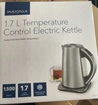 Insignia 1.7 1.8 Quart Cordless Electric Kettle Stainless Steel NS-EKB17SS0/ New. Price: $35.00.