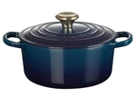 Le Creuset Signature Cocotte Ronde 18CM Agave Black Matte Enamel Light Gold Knob New. Price: $452.14.