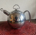 Chantal 18/10 Stainless Steel 1.3 Qt. Kettle Teapot SL37-15 Exc Condition Used. Price: $26.00.