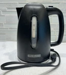 Black & Decker Home Electric Water Kettle Swivel Base KE1550B W/ Hot Plate Used. Price: $11.00.
