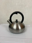 Cuisinart Aura 2-QUART Stainless Steel Whistling Tea Kettle CTK-SS17 Used. Price: $18.00.