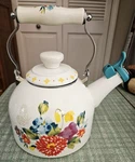 Nwt The Pioneer Woman Blooming Bouquet Whistling Tea Kettle White 2 Qt. Enamel New. Price: $31.95.