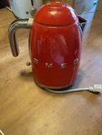 Smeg Retro Style Electric Kettle Red 1500W, 7 Cups Stainless Steel Chrome Handle Used. Price: $90.00.