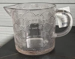 Cwc Cook With Color Glass Measuring 33OZ 4 Cups Pink Seashell Design New. Price: $20.00.